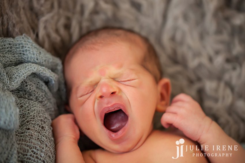 Newborn Yawn Photography