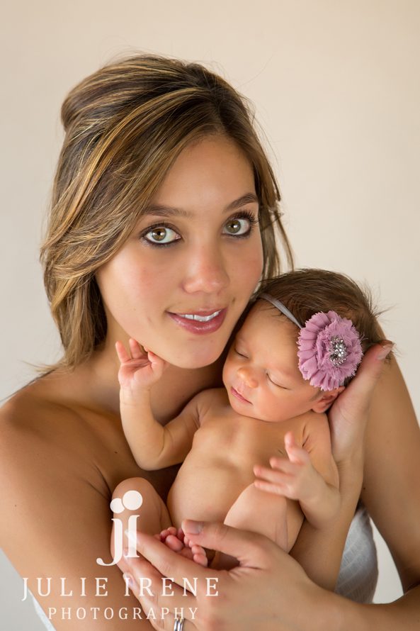 mother daughter newborn baby photography