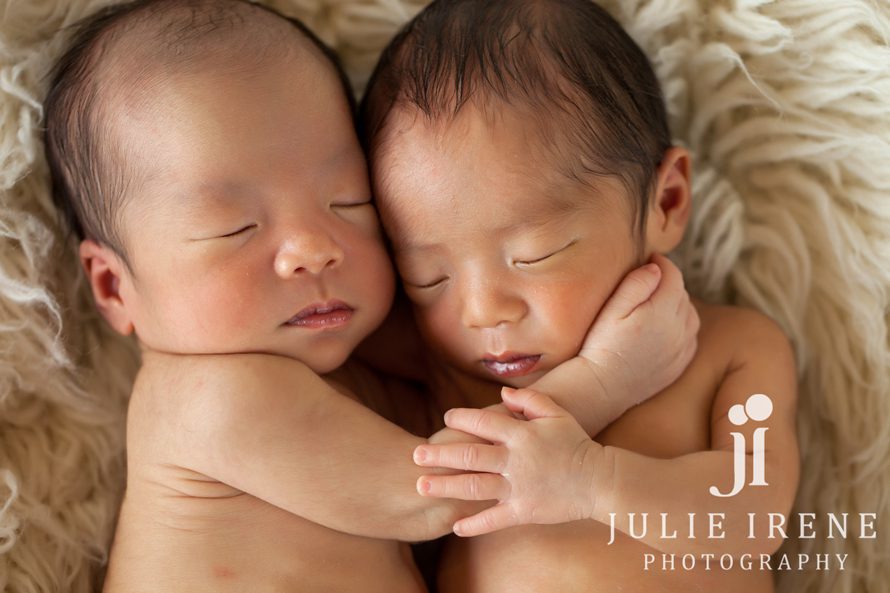 2 Orange County Newborn Twins 2914