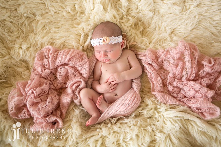 pink scart newborn baby flokati