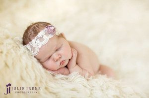 bokeh newborn photo pinkytinks