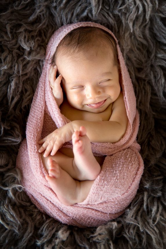 Alana smile tongue newborn baby oc photographer
