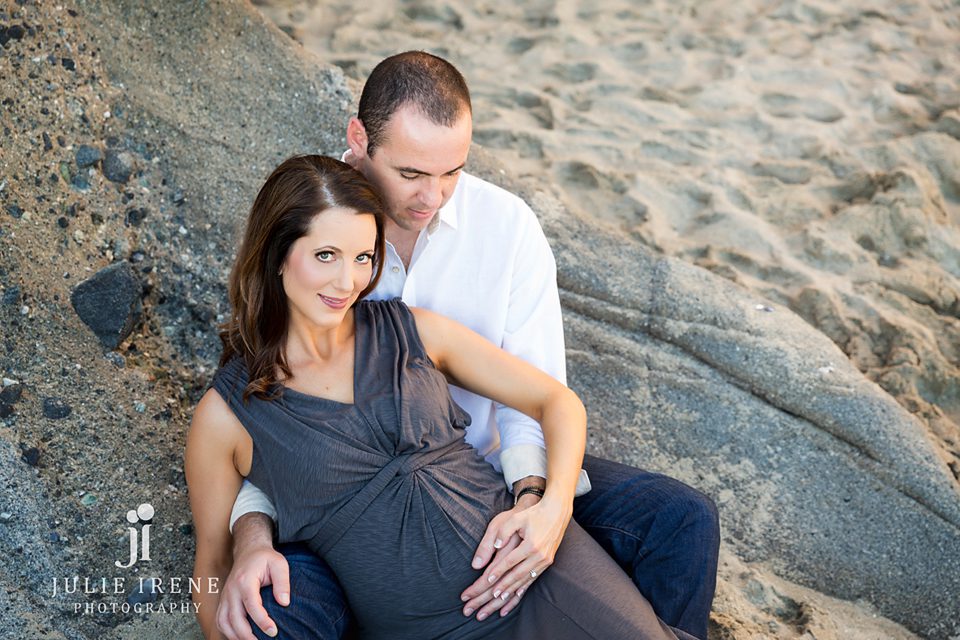 husband and wife maternity portrait session sitting