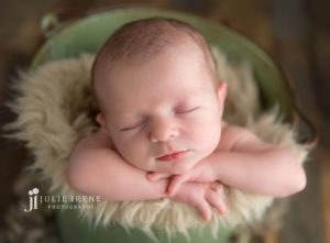 little newborn smiles photographer julie irene