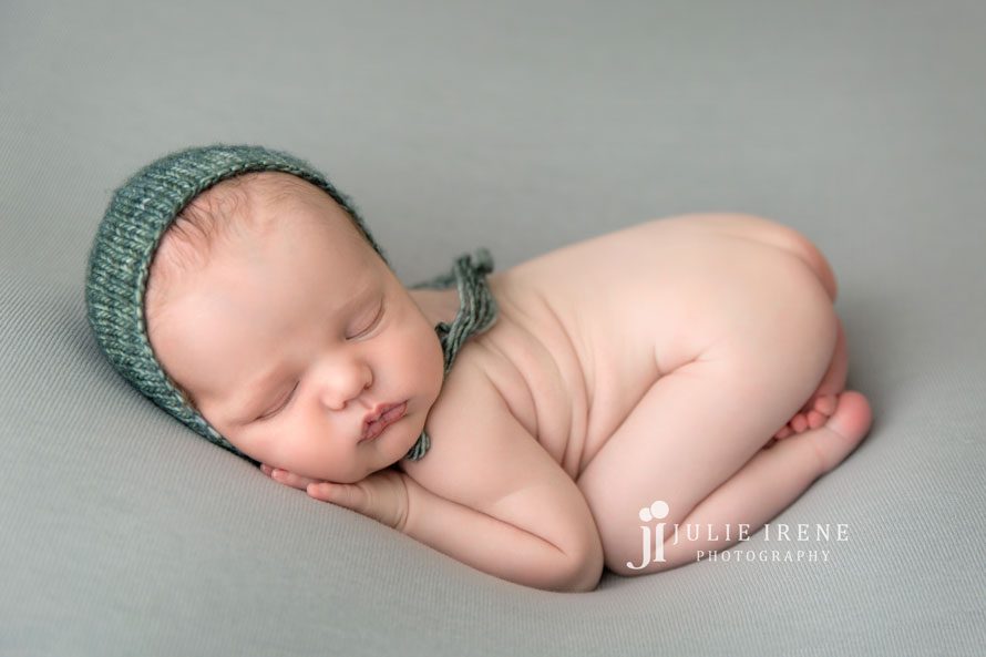 simple newborn photography set up julie irene