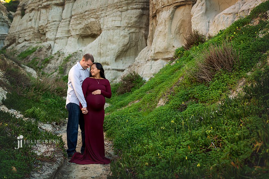 cool rocks with greenery for maternity photography in southern California