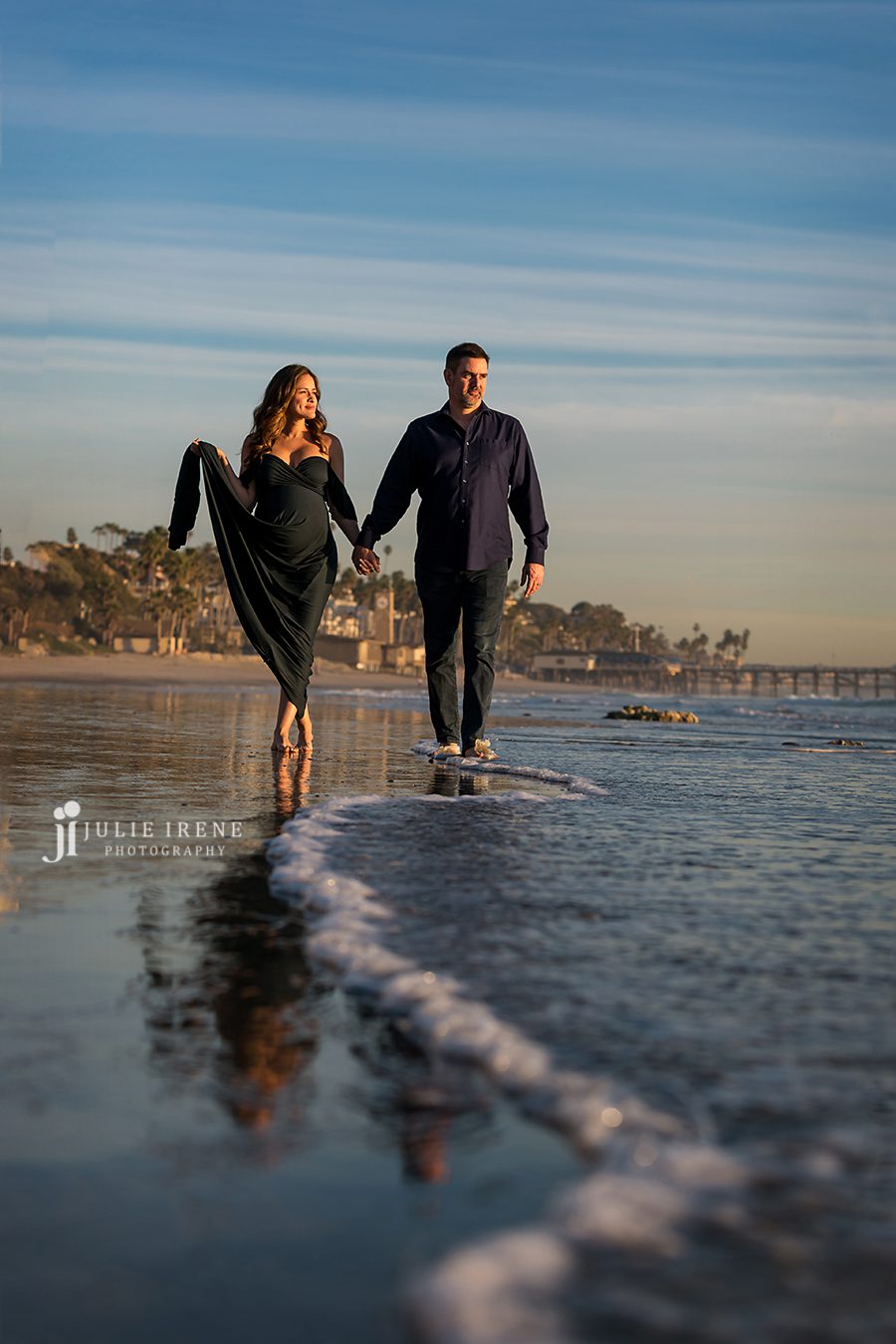 walking couple picture on beach