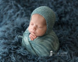 hand knit hat and wrap for baby pictures