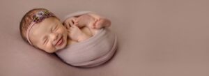 san clemente phtographer photographs newborn girl